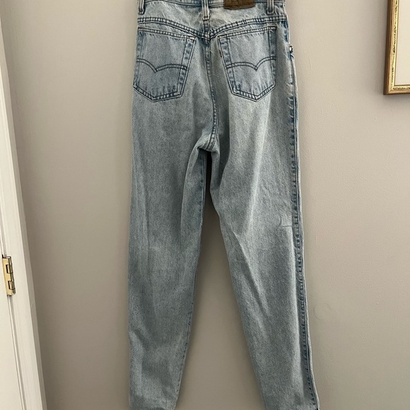 Levi's Silver Tab High Rise Jeans - Picture 5 of 5